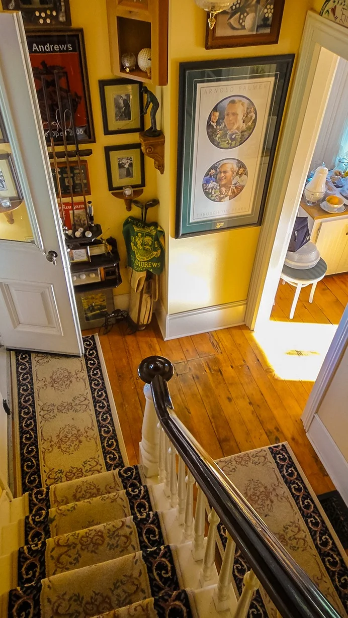 Hallway Gallery Bed and Breakfast