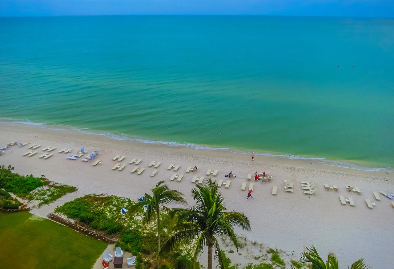 You are currently viewing LaPlaya Beach & Golf Resort Naples