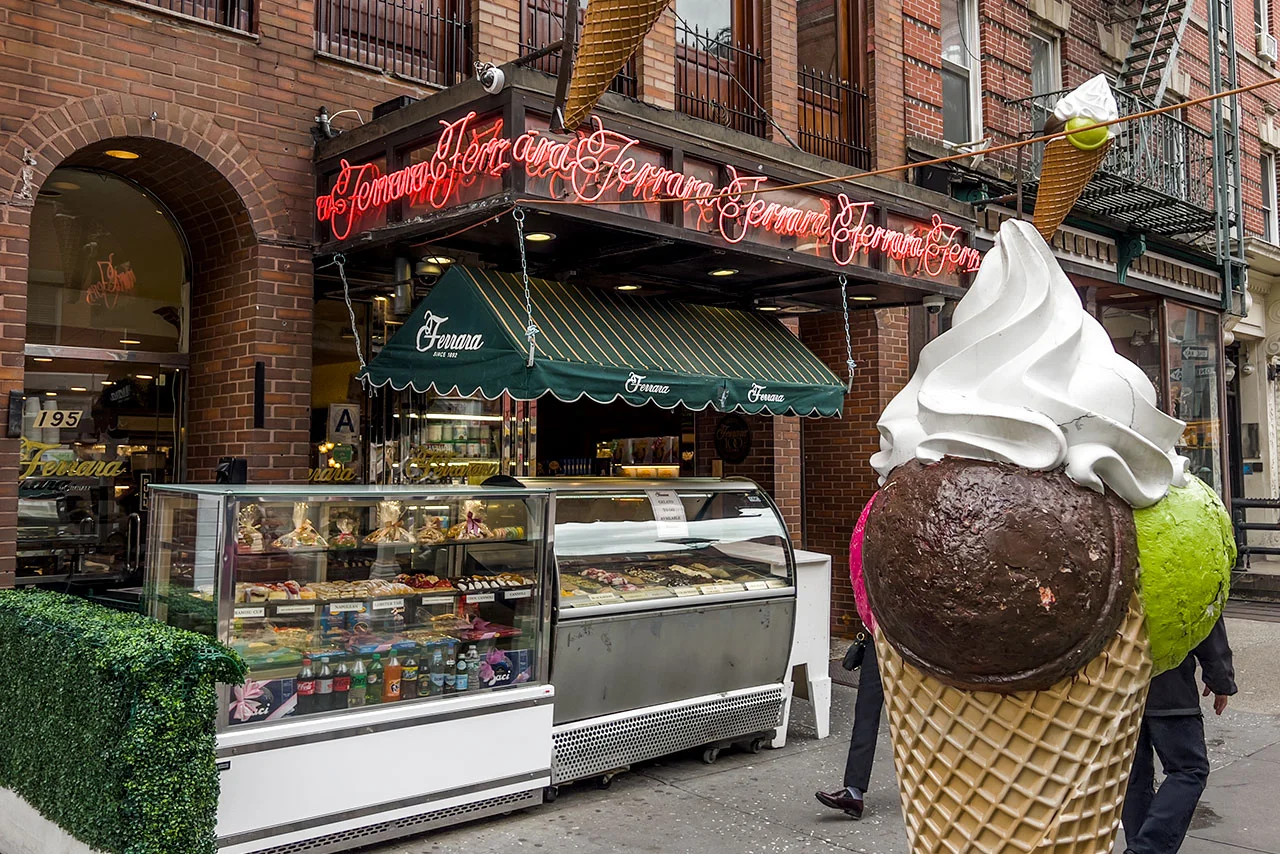 Ferrara Bakery and Café, Little Italy, New York